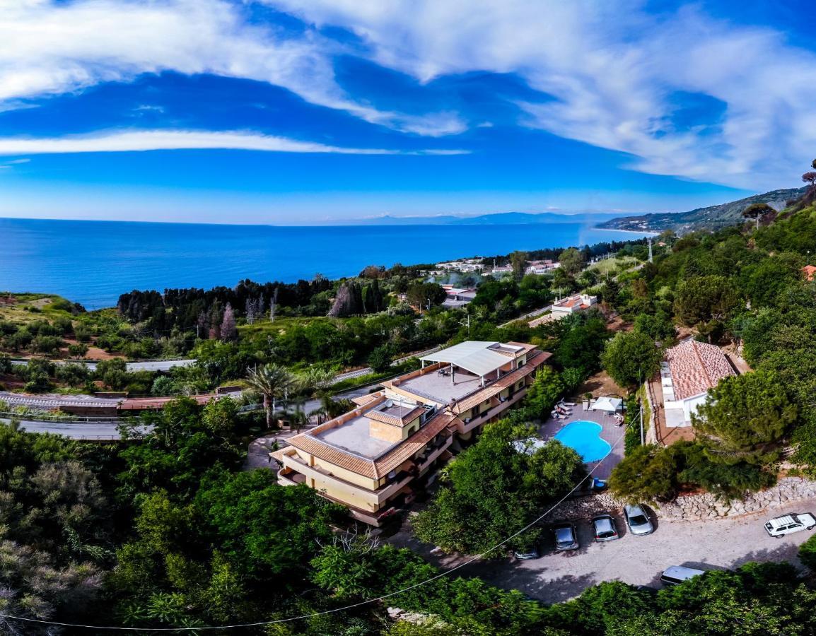 Hotel Cannamele Resort Parghelia Exteriér fotografie