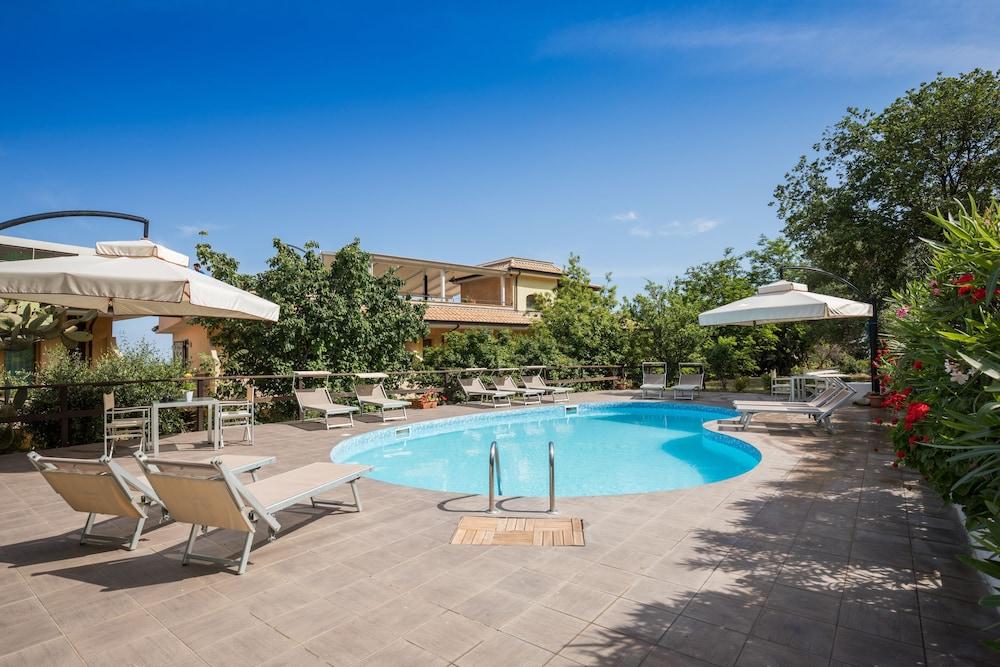 Hotel Cannamele Resort Parghelia Exteriér fotografie